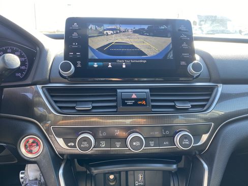 Used 2019 Honda Accord Sport image 13
