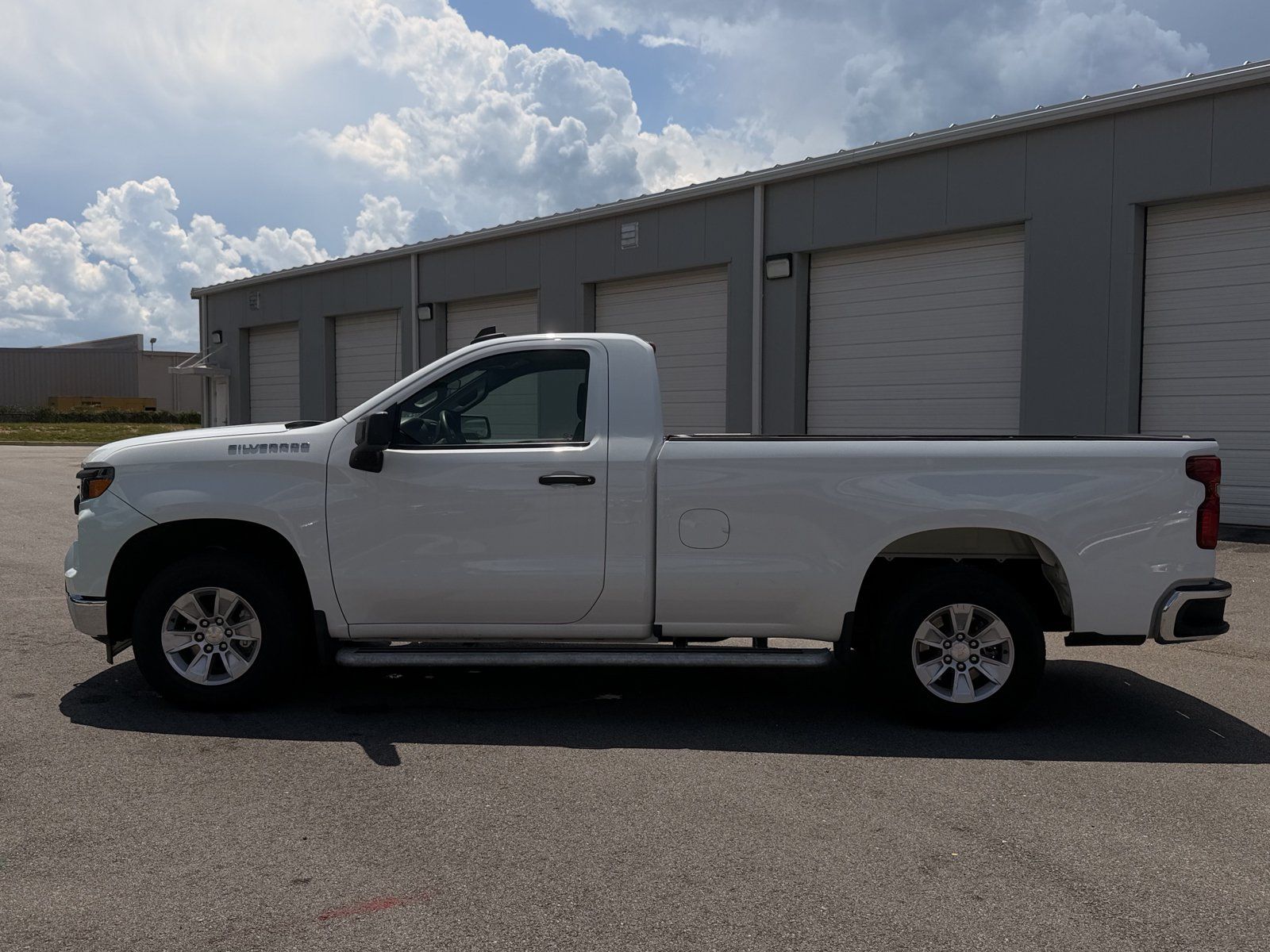 Used 2025 Chevrolet Silverado 1500 W/T RWD image 9