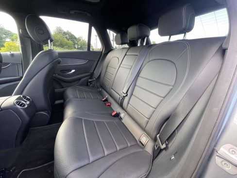 Used 2017 Mercedes-Benz GLC 300 4MATIC image 12