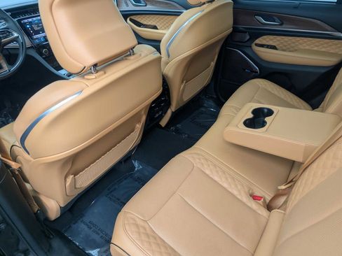 Used 2024 Jeep Grand Cherokee Summit w/ Advanced Protech Group IV image 29