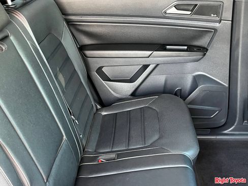 Used 2020 Volkswagen Atlas Cross Sport SEL Premium AWD/4WD image 14