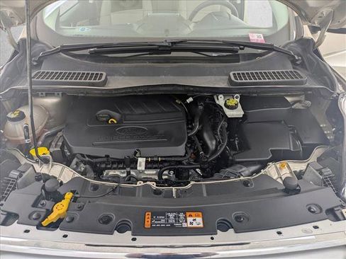 Used 2017 Ford Escape SE w/ Equipment Group 201A image 25