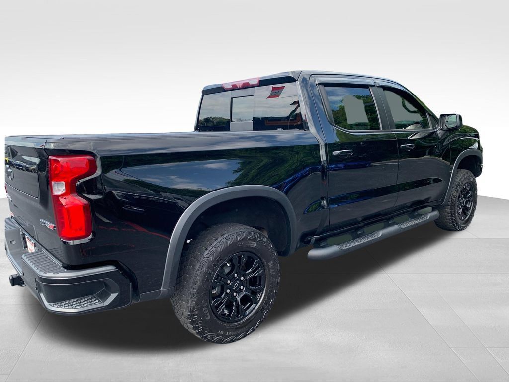 Used 2022 Chevrolet Silverado 1500 ZR2 w/ Technology Package AWD/4WD image 5
