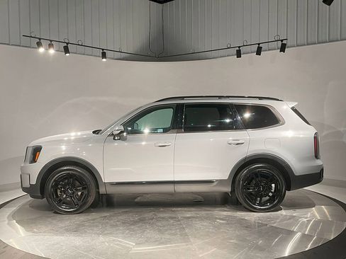 Used 2024 Kia Telluride SX Prestige X-Line image 16