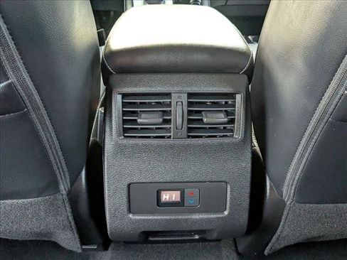 Used 2022 Mitsubishi Outlander SEL image 18