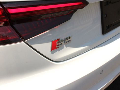 Used 2018 Audi S5 Prestige w/ S Sport Package image 9