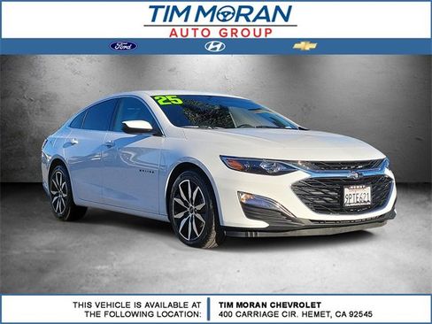 Certified 2024 Chevrolet Malibu RS w/ LPO, Floor Liner Package image 1