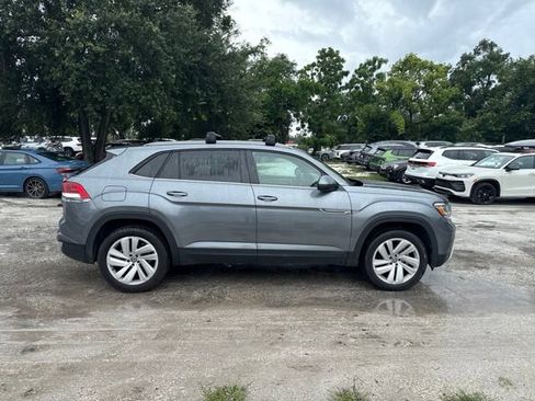 Used 2022 Volkswagen Atlas Cross Sport SE AWD/4WD image 18