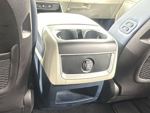 New 2026 Kia Carnival EX FWD image 36