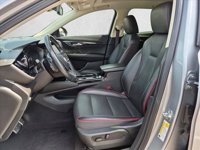 Used 2023 Buick Envision Essence w/ Sport Touring Package FWD image 15