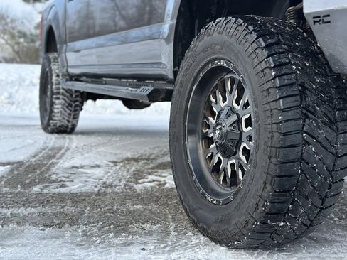 Used 2018 Ford F150 XLT image 8