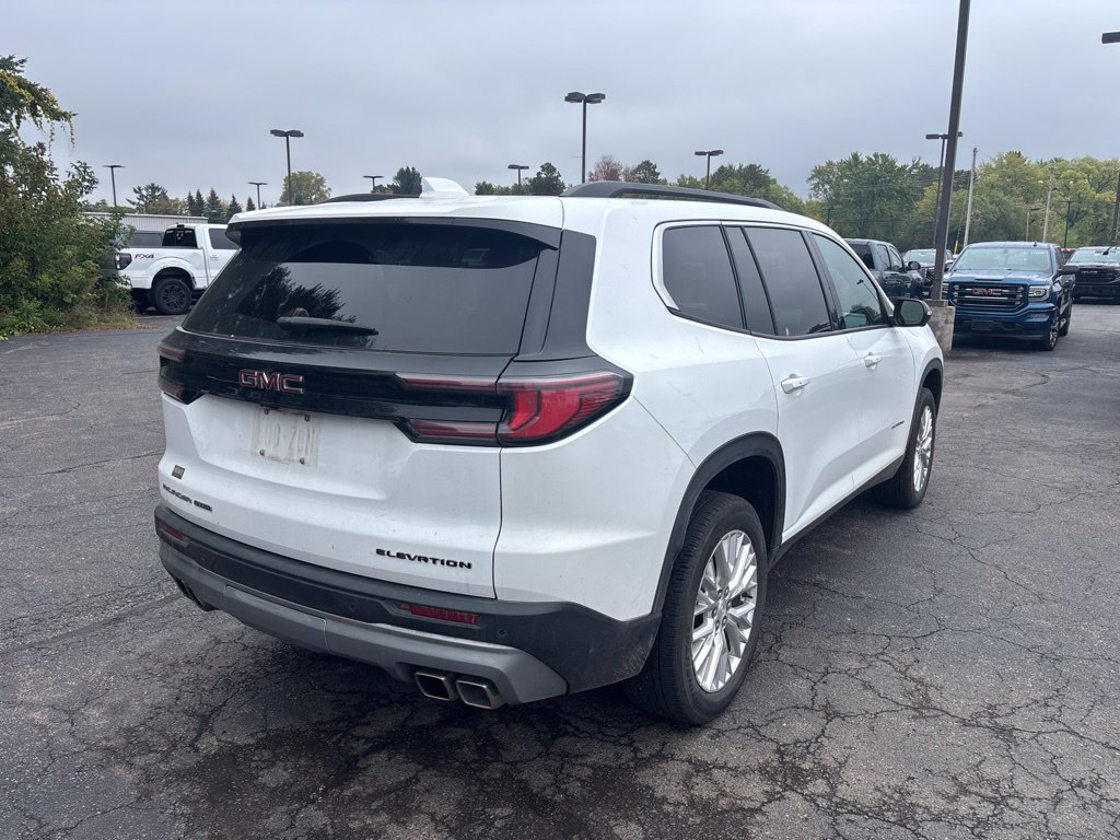 Used 2024 GMC Acadia Elevation AWD/4WD image 6