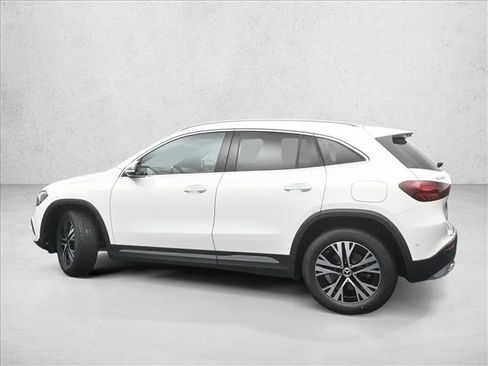 Certified 2026 Mercedes-Benz GLA 250 4MATIC image 4