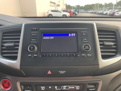 Certified 2019 Honda Passport Sport image 9