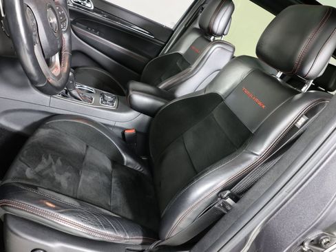 Used 2017 Jeep Grand Cherokee Trailhawk w/ Trailhawk Luxury Group image 10