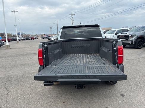 Used 2024 Toyota Tacoma SR image 23