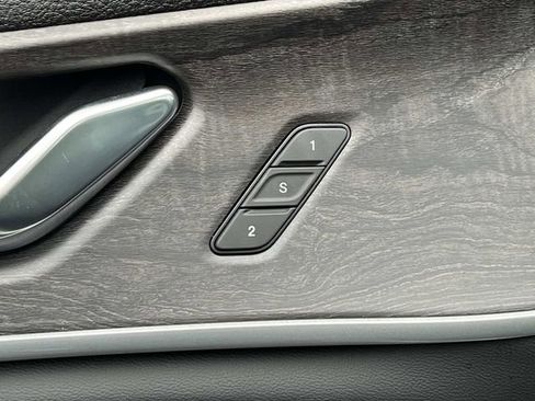 New 2025 Jeep Grand Cherokee Limited w/ Black Appearance Package image 22