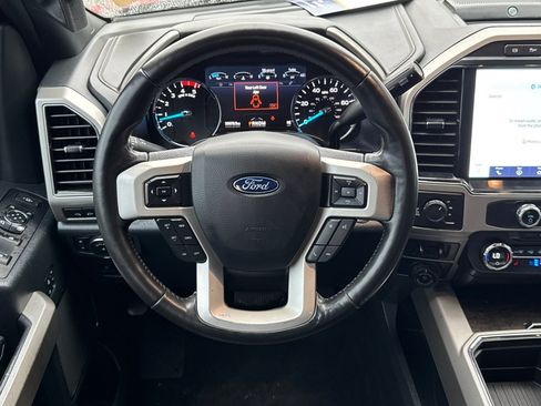 Certified 2022 Ford F250 Lariat w/ Lariat Ultimate Package image 15