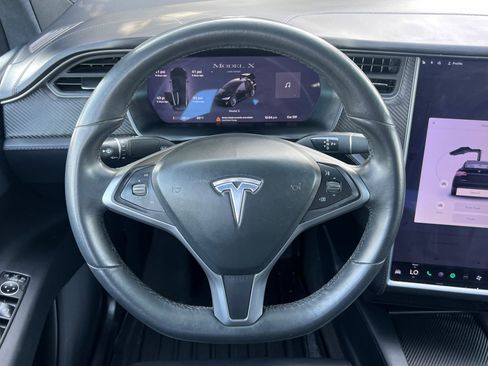Used 2020 Tesla Model X Long Range image 18