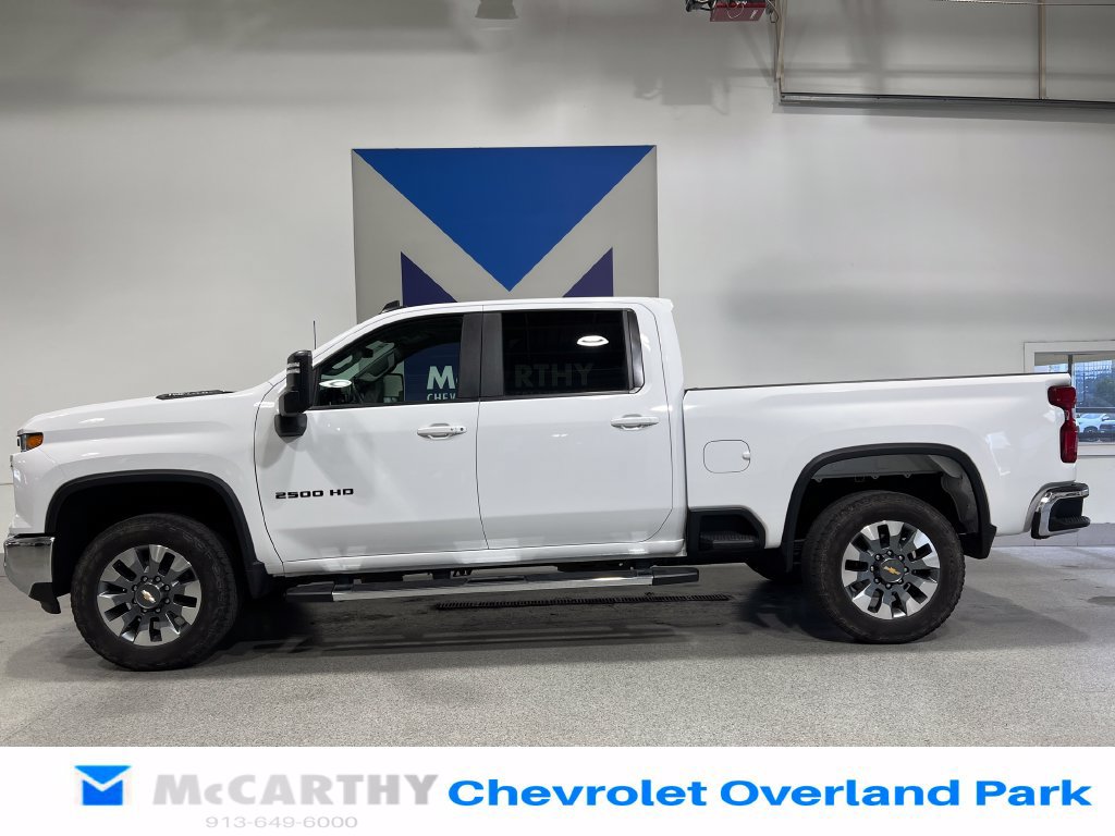 Used 2025 Chevrolet Silverado 2500 LT w/ Convenience Package AWD/4WD image 9