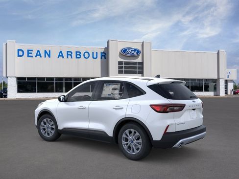 New 2026 Ford Escape Active w/ Cold Weather Package AWD/4WD image 4