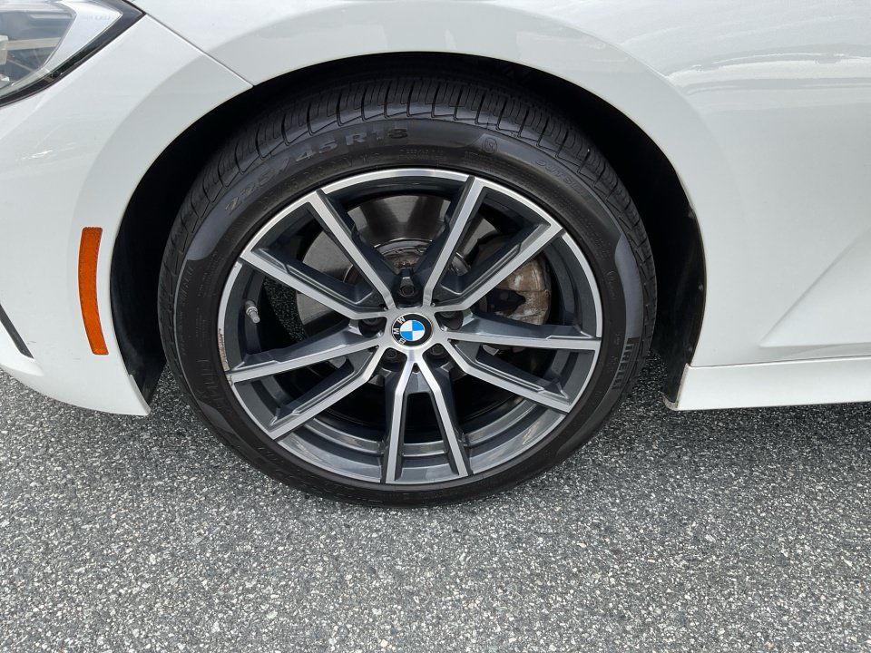 Used 2022 BMW 330i Sedan w/ Convenience Package RWD image 27