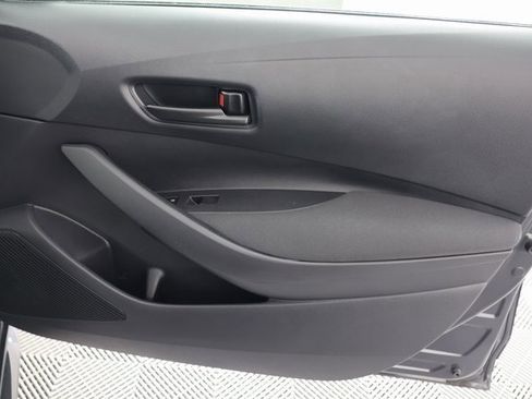 Used 2024 Toyota Corolla LE image 25