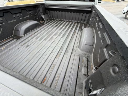 Used 2026 Chevrolet Silverado 2500 Custom w/ Custom Value Package image 32