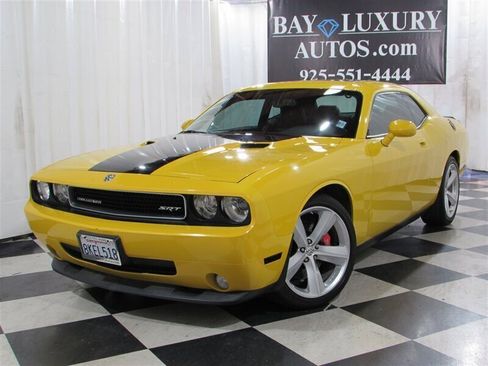 Used 2010 Dodge Challenger SRT8 w/ SRT Option Group II image 4