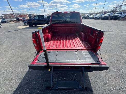 Certified 2022 Ford F150 XLT w/ Equipment Group 302A High image 13