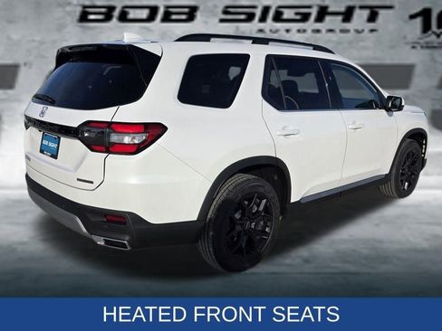 New 2025 Honda Pilot Touring image 6