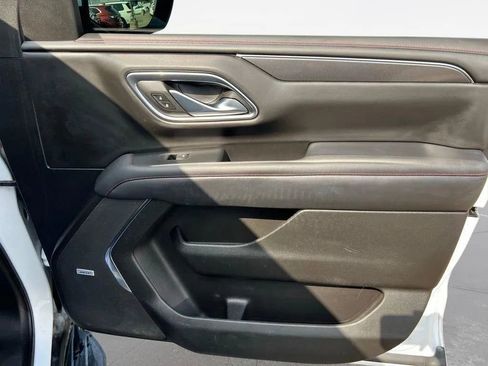 Used 2021 Chevrolet Tahoe RST image 30