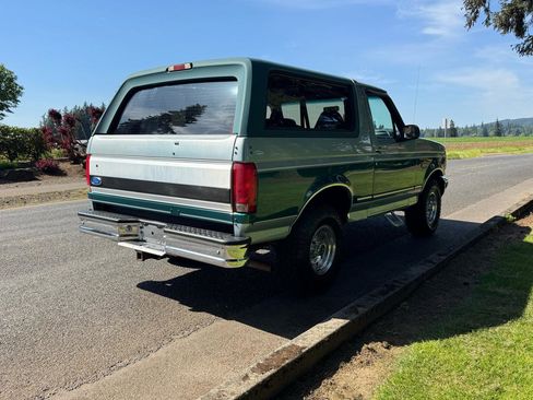 Used 1996 Ford Bronco XLT AWD/4WD image 5