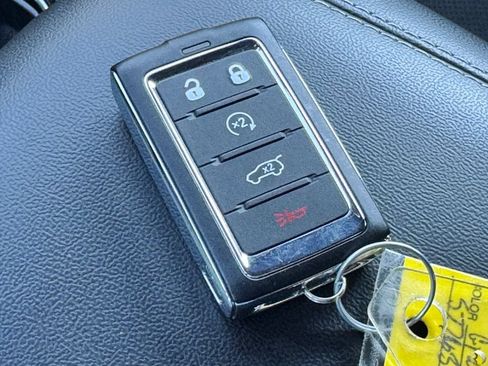 Used 2024 Jeep Grand Cherokee L Laredo AWD/4WD image 34