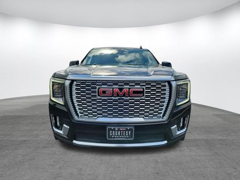 Used 2024 GMC Yukon XL Denali w/ Max Trailering Package AWD/4WD image 2