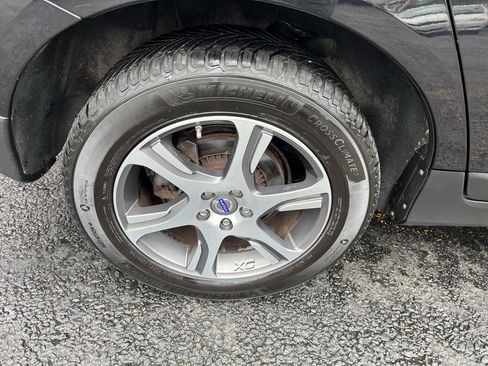 Used 2012 Volvo XC60 T6 AWD/4WD image 16