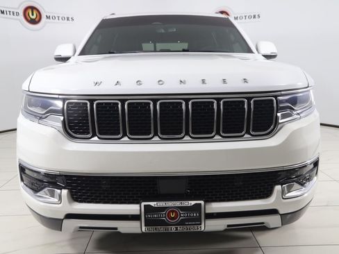 Used 2022 Jeep Wagoneer Series II AWD/4WD image 53