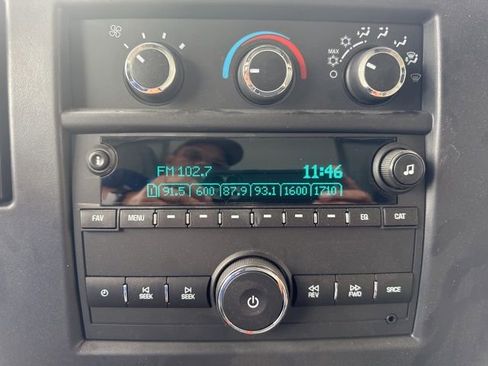 New 2025 Chevrolet Express 3500 RWD image 14