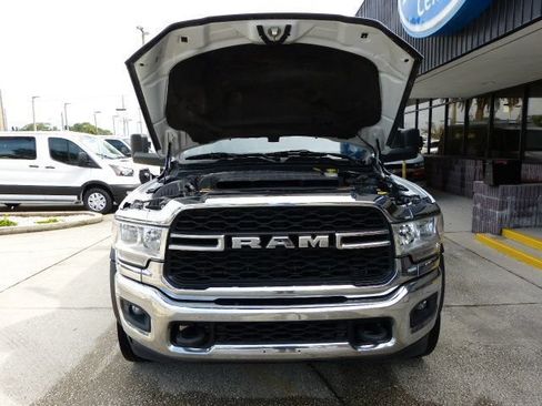Used 2019 RAM 4500 Tradesman w/ Electrical Accessory Group AWD/4WD image 8