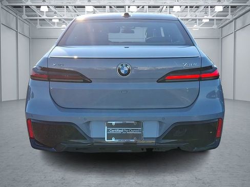 Certified 2025 BMW 740i xDrive image 5