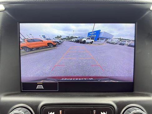 Used 2023 GMC Terrain SLT w/ Infotainment Package II AWD/4WD image 23