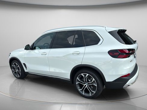 Used 2026 BMW X5 sDrive40i w/ Parking Assistance Package RWD image 6