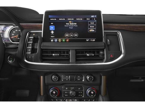 Used 2024 Chevrolet Suburban High Country AWD/4WD image 13