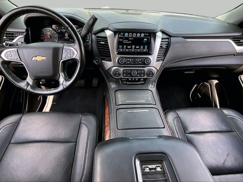 Used 2019 Chevrolet Tahoe Premier RWD image 14
