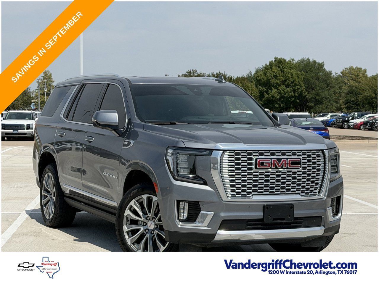 Used 2021 GMC Yukon Denali w/ Denali Premium Package AWD/4WD image 2