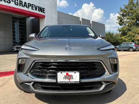 Used 2025 Buick Encore GX Preferred FWD image 3