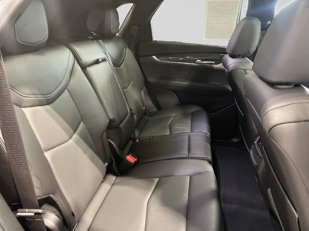 Used 2025 Cadillac XT5 Sportv AWD/4WD image 14