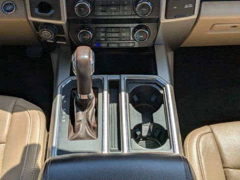 Used 2019 Ford F150 Lariat w/ Equipment Group 501A Mid RWD image 20