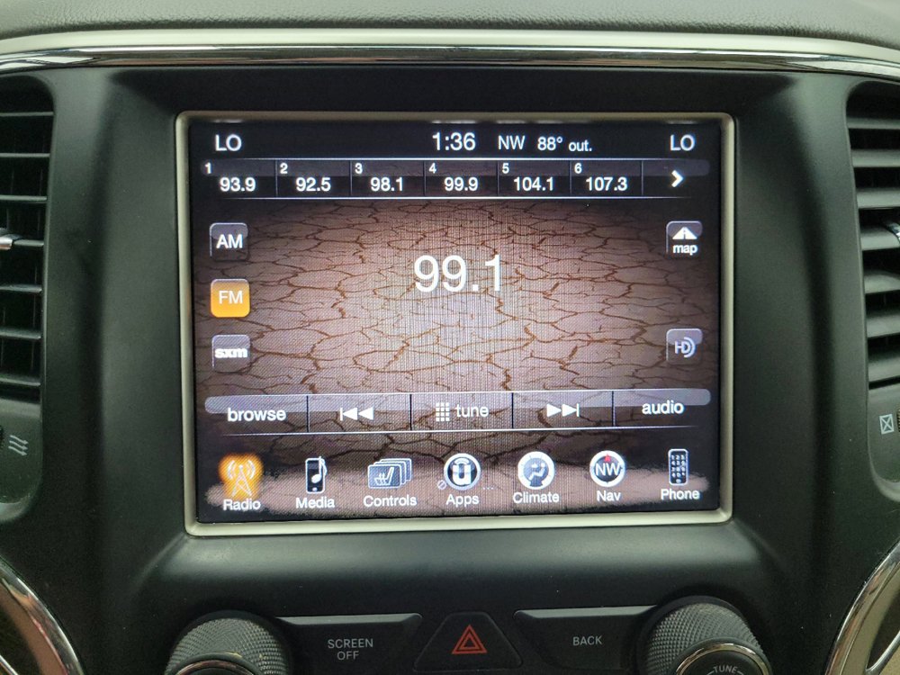 Used 2014 Jeep Grand Cherokee Overland w/ Advanced Technology Group AWD/4WD image 25