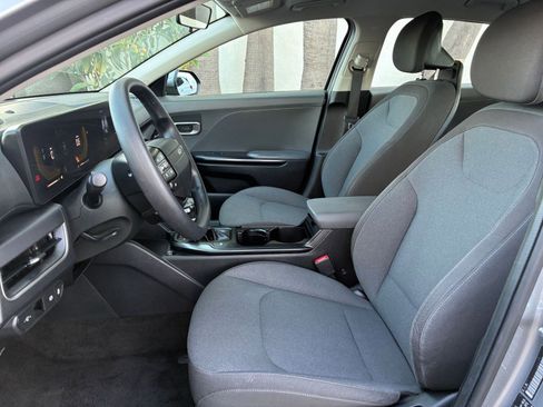 Used 2025 Kia K4 LXS image 25